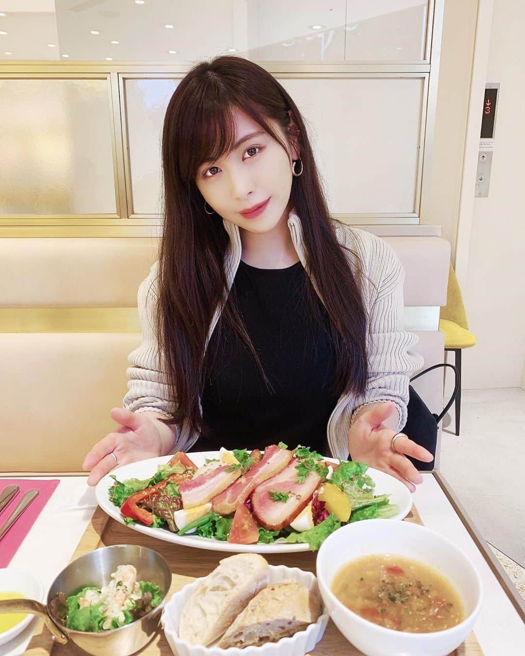 宮下舞花のグルメインスタ