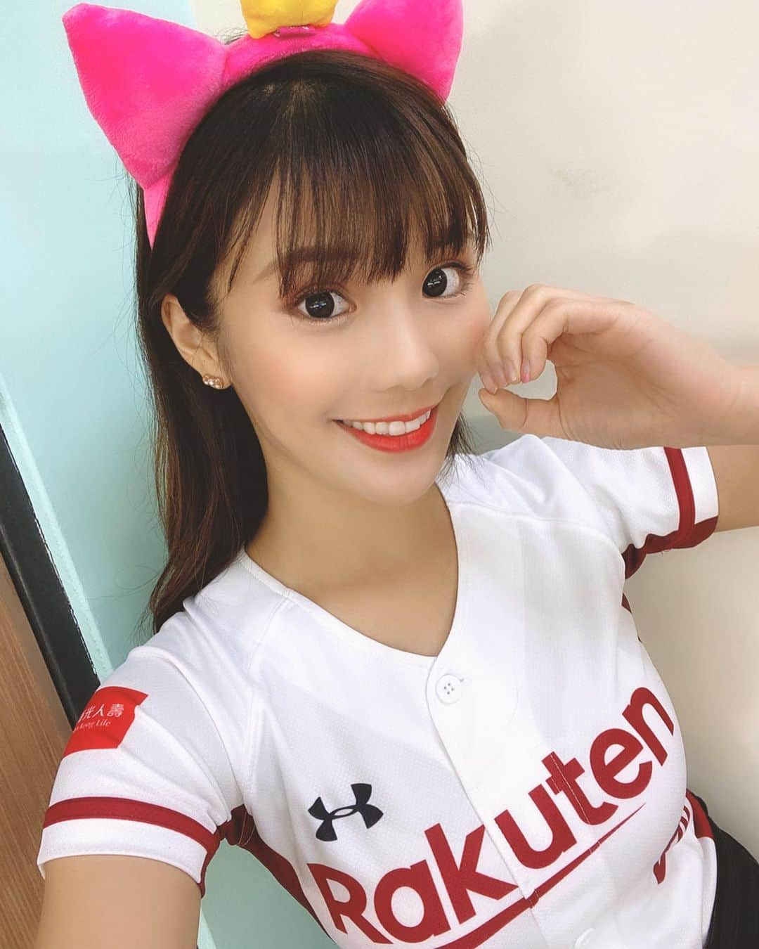 琳妲さんのインスタグラム写真 - (琳妲Instagram)「💪🏻⚾️🇹🇼 台灣之光 林立（零例） 台灣零確診 林立MVP - #零例的威力林立 #rakutengirls琳妲  #桃猿最強 #桃猿大勝」4月18日 0時30分 - linda831212