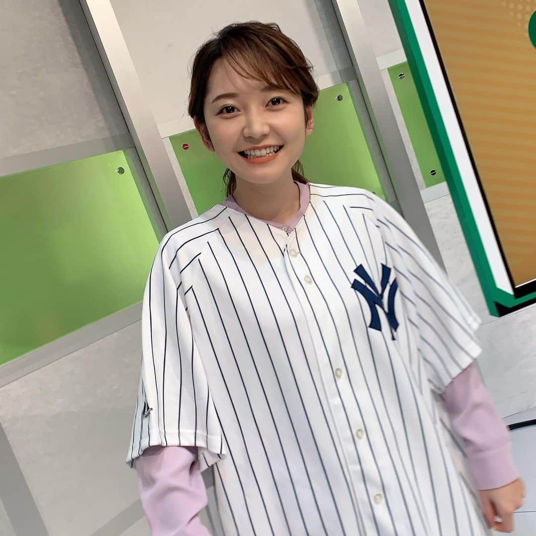 竹崎由佳さんのインスタグラム写真 - (竹崎由佳Instagram)「⁑ #SPORTSウォッチャー、 ご覧いただきありがとうございました☺︎﻿ ヤンキースのクレメンス選手のユニフォームを着て、﻿ メジャーリーグのスーパープレーをお届けしました⚾︎﻿ ﻿ 明日のウォッチャーでは、﻿ #紀平梨花 選手のインタビューをお届けする予定です❄️﻿ ﻿ 明日22:30〜ご覧ください♬﻿」4月18日 0時34分 - yuka__takezaki