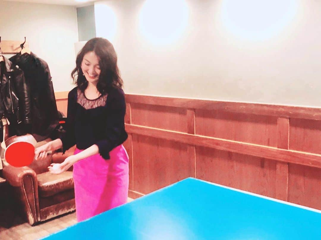 福田典子さんのインスタグラム写真 - (福田典子Instagram)「#🏓 #🌸 ㅤㅤㅤㅤㅤㅤㅤㅤㅤㅤㅤㅤㅤ 去年の春、友達数人と行った卓球場での写真。 ここからも少しは上達したつもりなんですけど、 なかなか…🤔💭笑 ㅤㅤㅤㅤㅤㅤㅤㅤㅤㅤㅤㅤㅤ さて、4/18(土)の「卓球ジャパン！」は、 ハンガリーOPで見事優勝したかすみうペアこと、 #石川佳純 選手と @kasumi.ishikawa_official  #平野美宇 選手の @miu_hirano  コンビ力を徹底分析します！ ㅤㅤㅤㅤㅤㅤㅤㅤㅤㅤㅤㅤㅤ .「 #武井壮の卓球道 」コーナーでは、 元女子日本代表監督の #近藤欽司 さんを スペシャルコーチにお招きし、 トップ選手を育てた練習法に挑戦です！ ㅤㅤㅤㅤㅤㅤㅤㅤㅤㅤㅤㅤㅤ 4/18(土)夜10時から #BSテレ東 をぜひご覧ください！ ㅤㅤㅤㅤㅤㅤㅤㅤㅤㅤㅤㅤㅤ #卓球ジャパン #卓球」4月18日 0時46分 - norikofukuda212