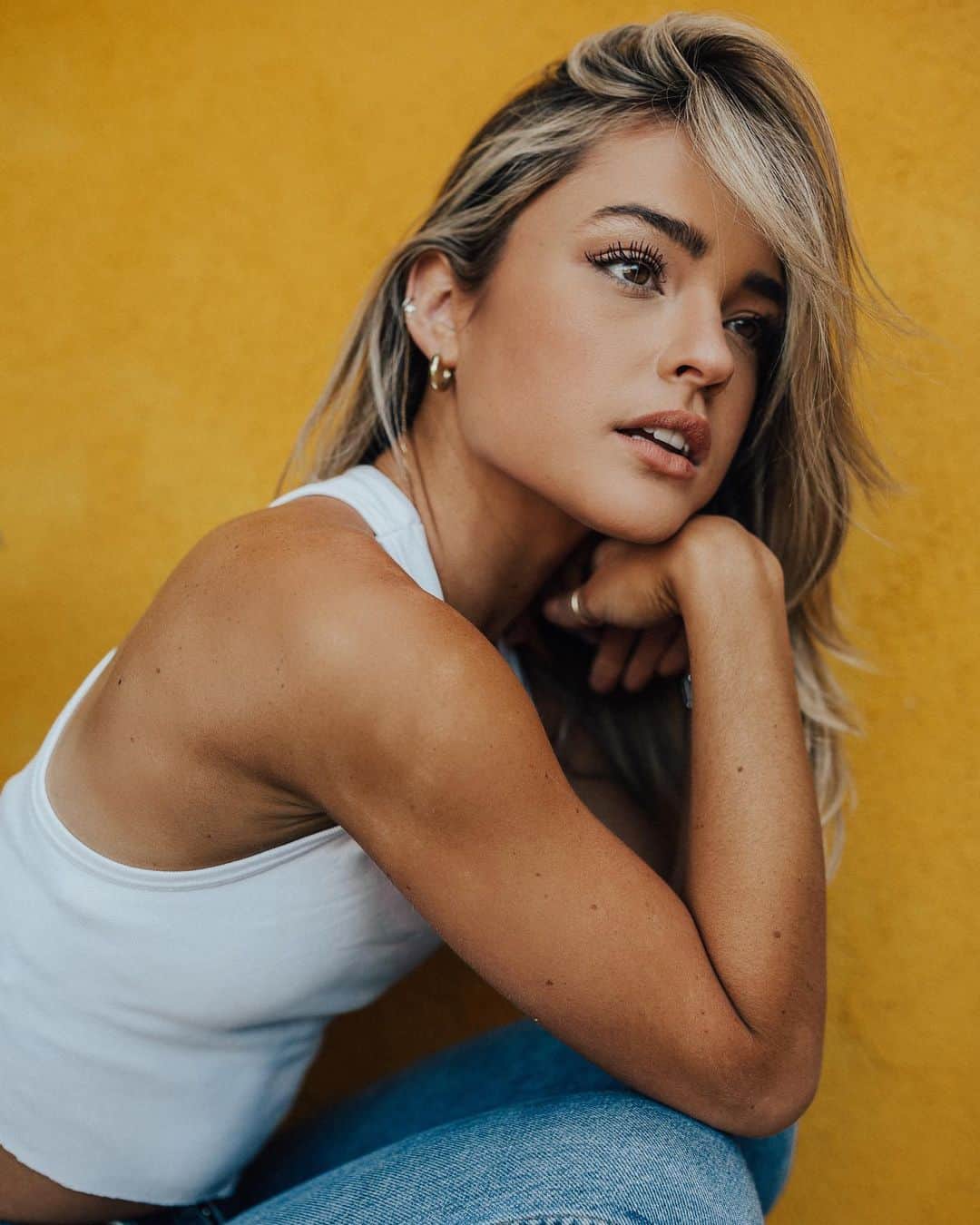 ヴェール・ゲンタのインスタグラム：「friday feels ⚡️」