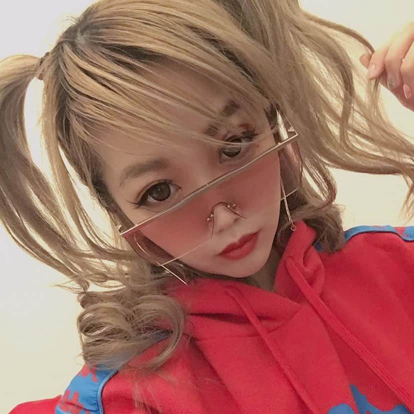 あさちるのインスタグラム：「🤍🤍🤍」