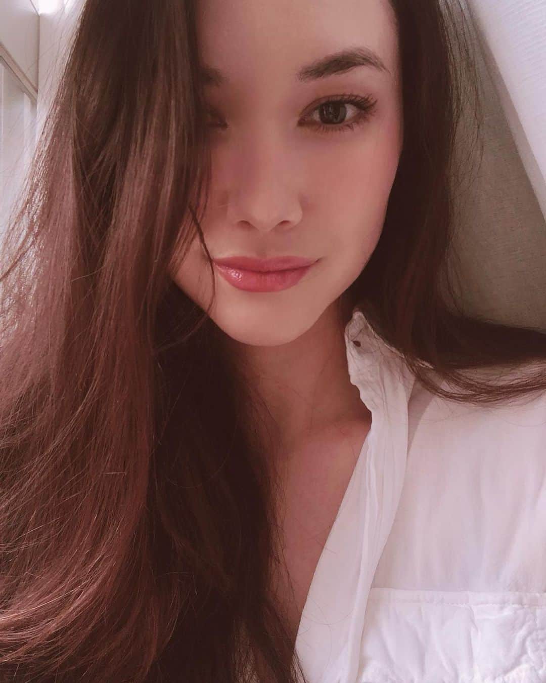テイラー鈴木のインスタグラム：「#ldhmodels  #春メイク #リレー ❤︎ 久しぶりメークしたらやっぱり楽しいです！😌💕　#stayhome #おうち時間」
