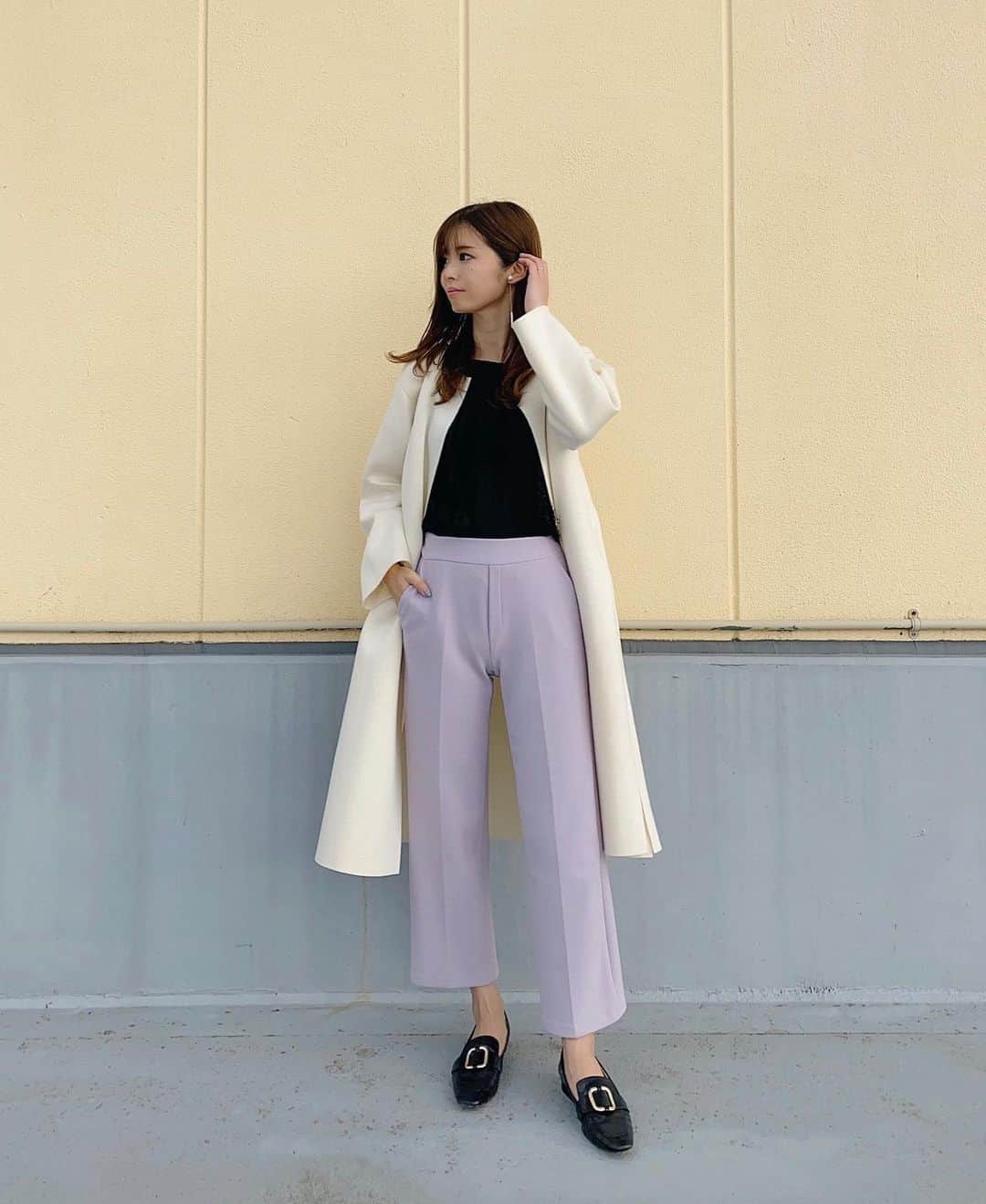haruru0724さんのインスタグラム写真 - (haruru0724Instagram)「#code . . ボトムスは @holicholic_jp ❤︎ このラベンダー色がすごく綺麗で、 ボトムスのシルエットも良いよ✨ ウエストもゴムで楽ちんだし、 プチプラでおすすめ☺️💕 他にもここでボトムス頼んだから、 またコーデで載せますね♡ . . . #holicholic #ママコーデ #ママファッション #プチプラコーデ #シンプルコーデ #大人カジュアル #カジュアルコーデ #きれいめカジュアル #大人可愛い #30代ファッション #30代コーデ #着回しコーデ #今日のコーデ #淡色女子 #韓国コーデ #韓国ファッション #コーデ #アンベコーデ #mamagirl #locari #ponte_fashion #mineby3mootd #ootd_kob #오오티디 #데일리룩 #좋아요환영」4月18日 8時17分 - haruru0724