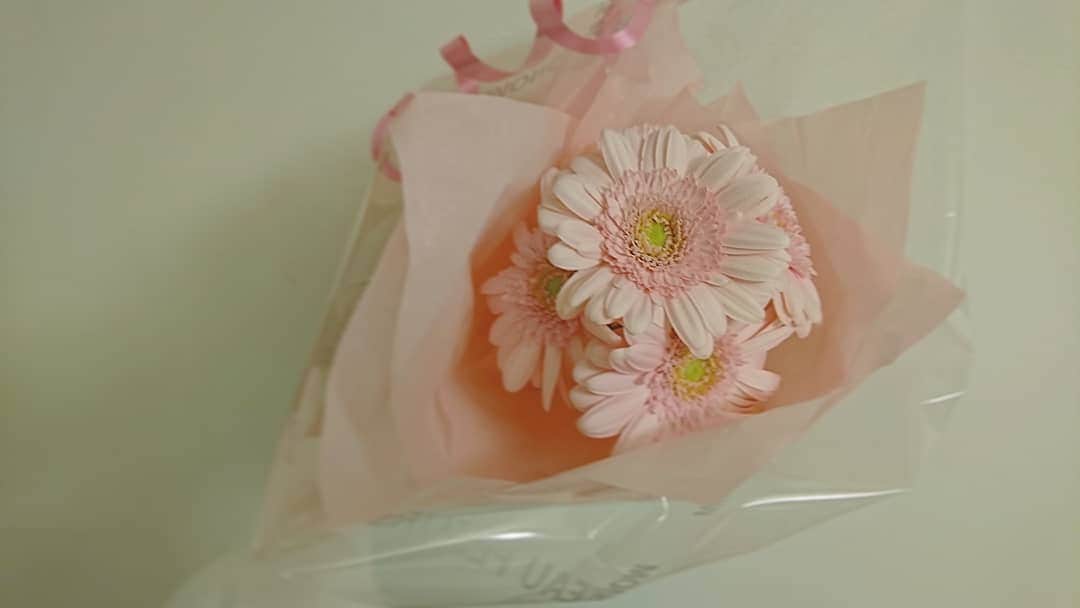 伊藤美羽さんのインスタグラム写真 - (伊藤美羽Instagram)「💐」4月18日 8時55分 - miumiu.1230