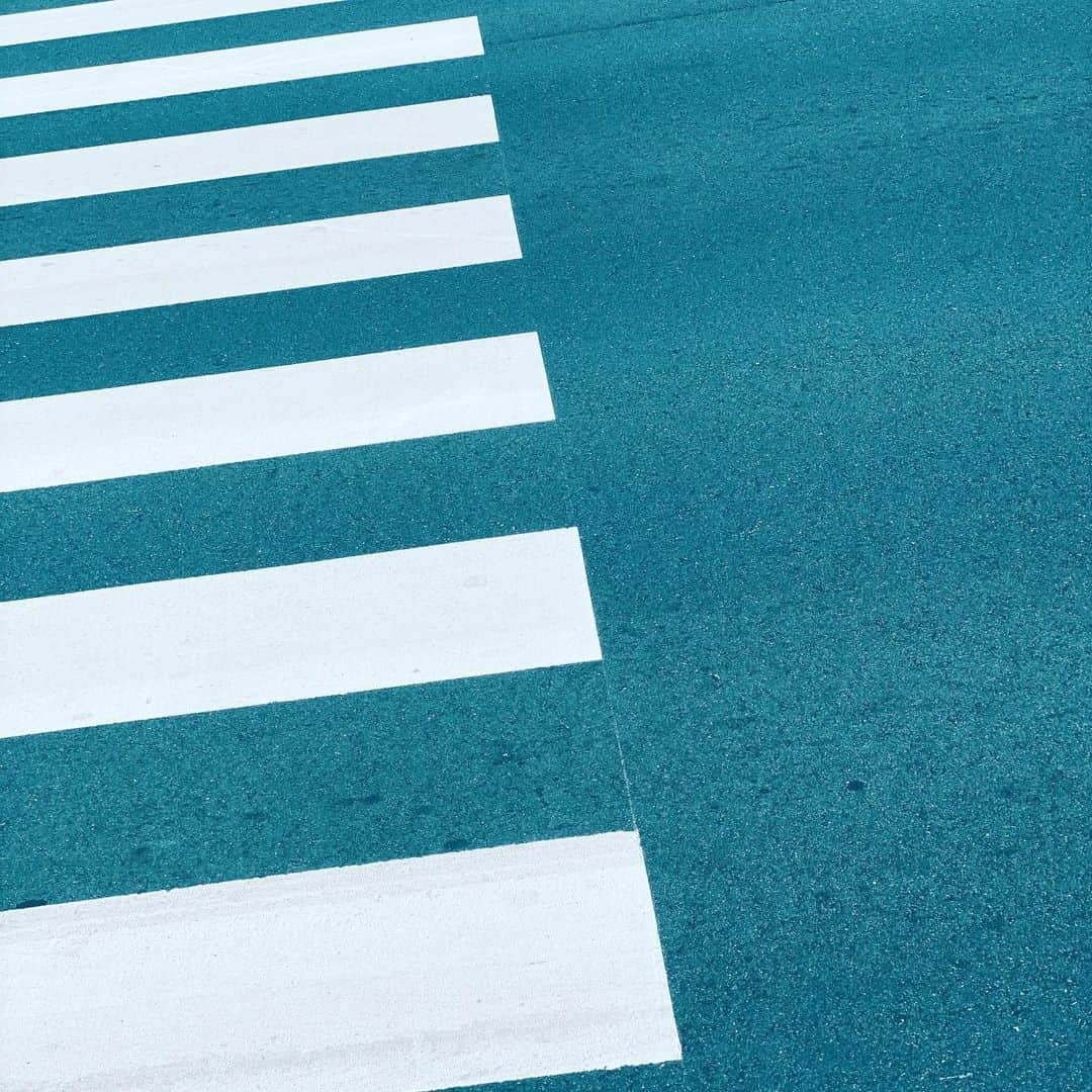 中野敬久さんのインスタグラム写真 - (中野敬久Instagram)「#white #lines #step #street #stay #crosswalk #hope」4月18日 9時00分 - hirohisanakano