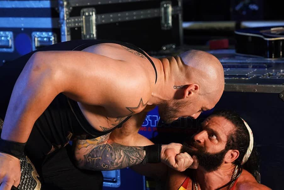 WWEさんのインスタグラム写真 - (WWEInstagram)「King @baroncorbinwwe gets his revenge on @iameliaswwe! #SmackDown」4月18日 10時51分 - wwe