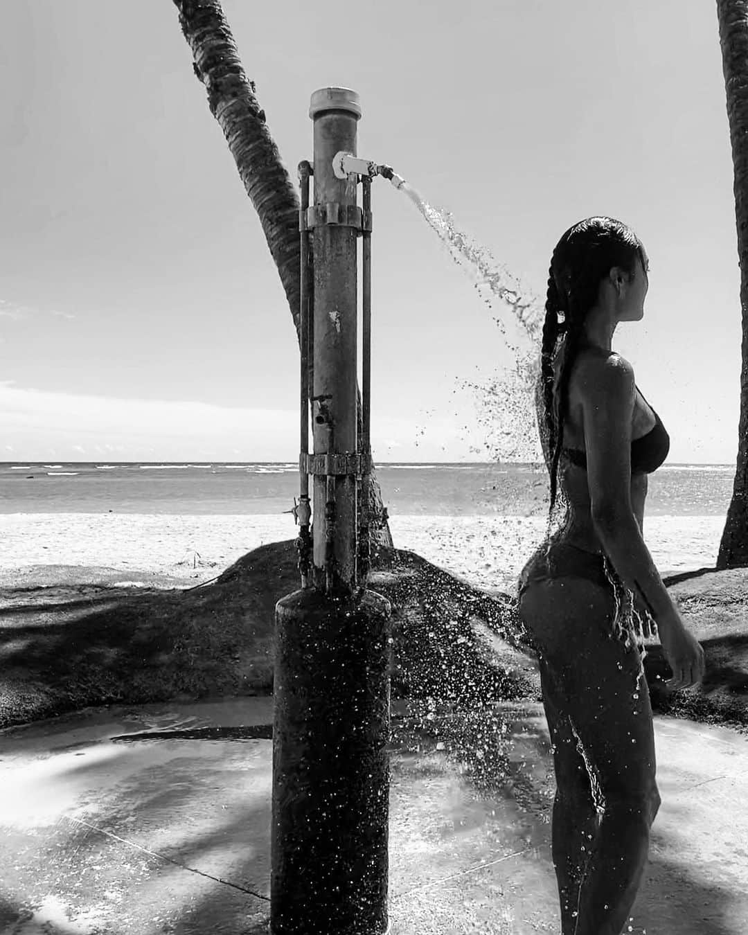 ジェラ・マリアーノのインスタグラム：「Clean content」