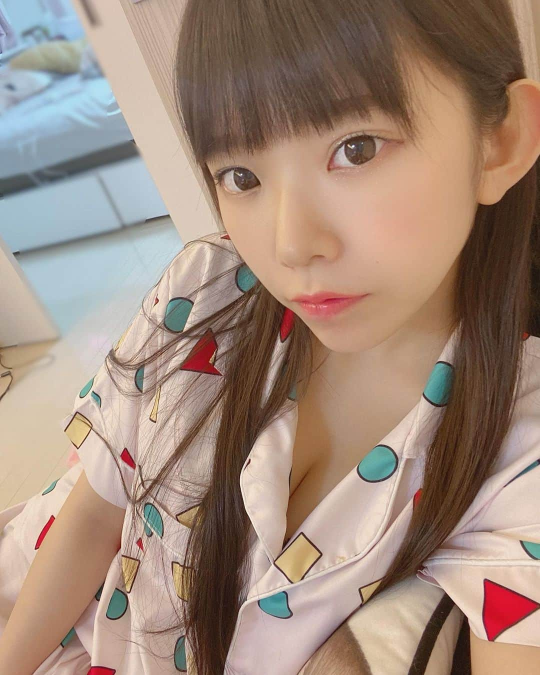 長澤茉里奈さんのインスタグラム写真 - (長澤茉里奈Instagram)「家ラブ #marichuu#nagasawamarina #グラビア#アイドル」4月18日 15時14分 - marinanagasawa1008