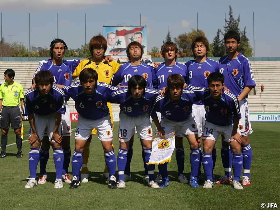 日本サッカー協会さんのインスタグラム写真 - (日本サッカー協会Instagram)「【#OnThisDay】2007.4.18🔙 ・ 北京オリンピック2008 2次予選 #U22日本代表 2-0 シリア 📍シリア/Al−Abbasiyyin Stadium ⚽#水野晃樹 #本田圭佑 ・ 13年前の今日、シリアで行われた一戦。#反町康治 監督率いる #北京オリンピック 世代が2-0で完封勝利を収めました。 ・ #U22日本代表 ・ GK #西川周作 FP #青山直晃 #水本裕貴 #伊野波雅彦 #青山敏弘 #本田圭祐 #平山相太 #梶山陽平⇒66'#上田康太 #カレンロバート⇒84'#菅沼実 #家長昭博⇒78'#増田誓志 #水野晃樹 ・ #jfa #daihyo」4月18日 15時32分 - japanfootballassociation