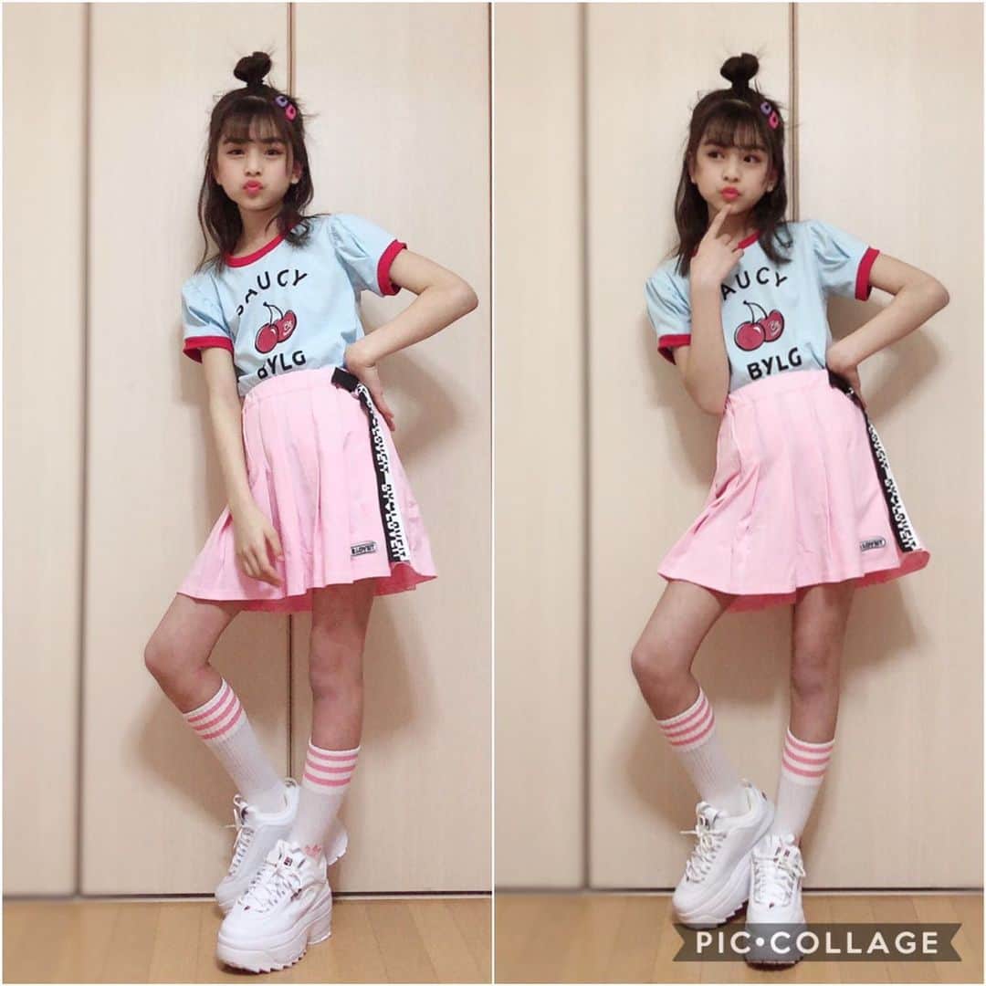 ニコ☆プチのインスタグラム：「👗✨👠👒💎﻿ ﻿ ﻿ ﻿ コハナもお家でファッションショーをやってみたよ〜👗✨﻿ 元気が出るコーデをイメージしてみました♫﻿ もうすぐ卒業する先輩たちへ感謝と応援の気持ちも込めてうちわも作ってみたよ(๑˃̵ᴗ˂̵)﻿ みんなのコーデもすごく参考になって見てて楽しい💕﻿ まだやってないプチ読ちゃんは、ぜひやってみてね♫﻿ ﻿ コハナより♡﻿ ﻿ ﻿ ﻿ #ネットプチコレ﻿ #おうちでファッションショー﻿ #ニコプチ﻿ #有坂心花」