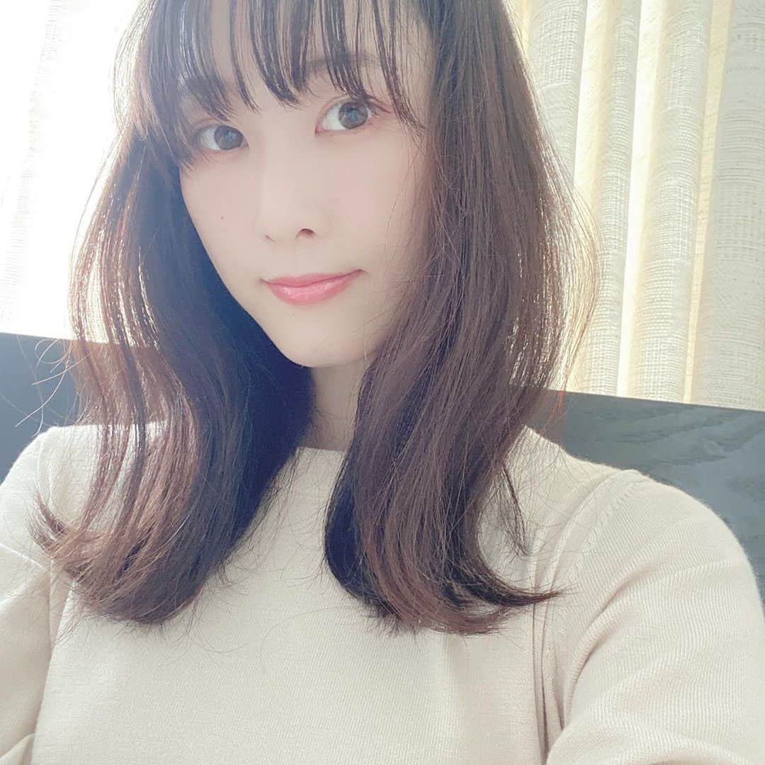 松井玲奈さんのインスタグラム写真 - (松井玲奈Instagram)「今日は久しぶりにいっぱい笑ってしあわせだ！！！ 雨降ってたけど、朝からいいことばっかり！！ みんなはいいことありましたか？」4月18日 19時20分 - renamatui27