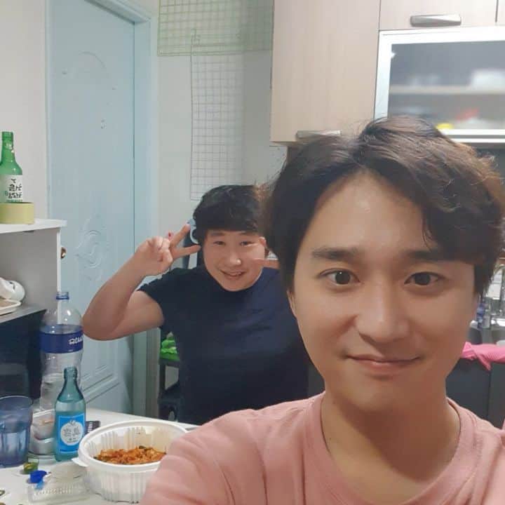 ホ・ジョンミンのインスタグラム：「#정종호 #집술」