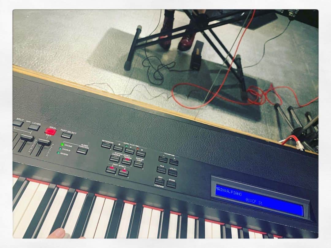 あやみ旬果さんのインスタグラム写真 - (あやみ旬果Instagram)「らららららららーららら🎹 らららららららーららら ららららーらららーらら ららら らーらららーらーらー」4月19日 1時10分 - ayami_syunnka0815