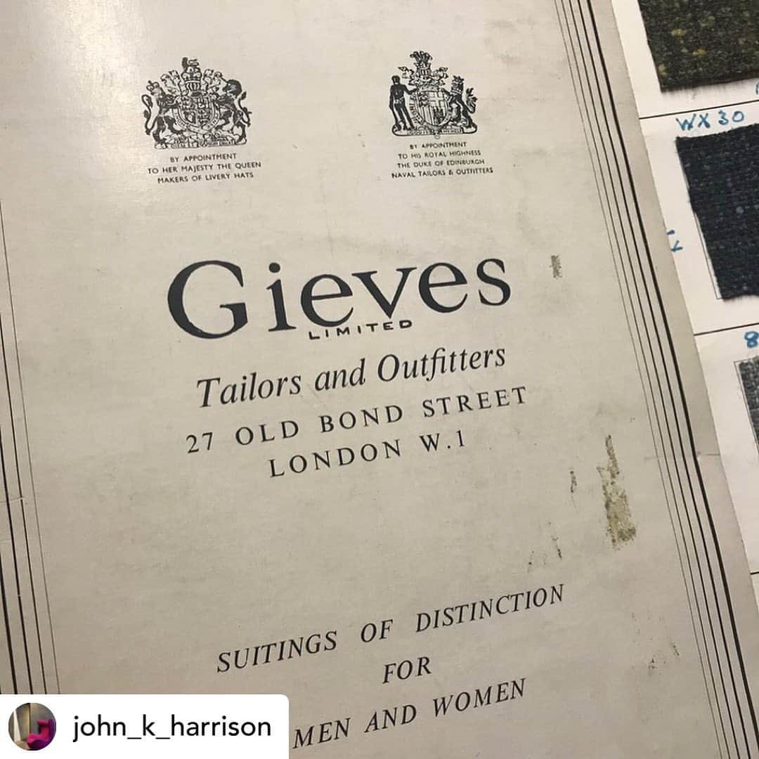 ギーブス&ホークスのインスタグラム：「Re Post from our Creative Director @john_k_harrison  Part 2 ‘ Seasonal inspiration ‘. ‘Secondly, as a design team ( Edward and Emily ) we begin to map out the boundaries for the collection. The colour theory, silhouette, details are all discussed and then mapped out on boards so we can refer back. The aim here is to keep some focus on the prints, or colour use, so when the collection is in store it is harmonious and co-ordinated The following slides give examples of the past seasons. Vintage items are used for details, or drafting of a hood or lapel shape. All this is then related to current trends and movements in menswear, colour, pattern, scale, matt or gloss, etc. Give or take 20% for re-assessment during the building of the collection, we begin to design into these inspirations , and will be shown in Part 3.」
