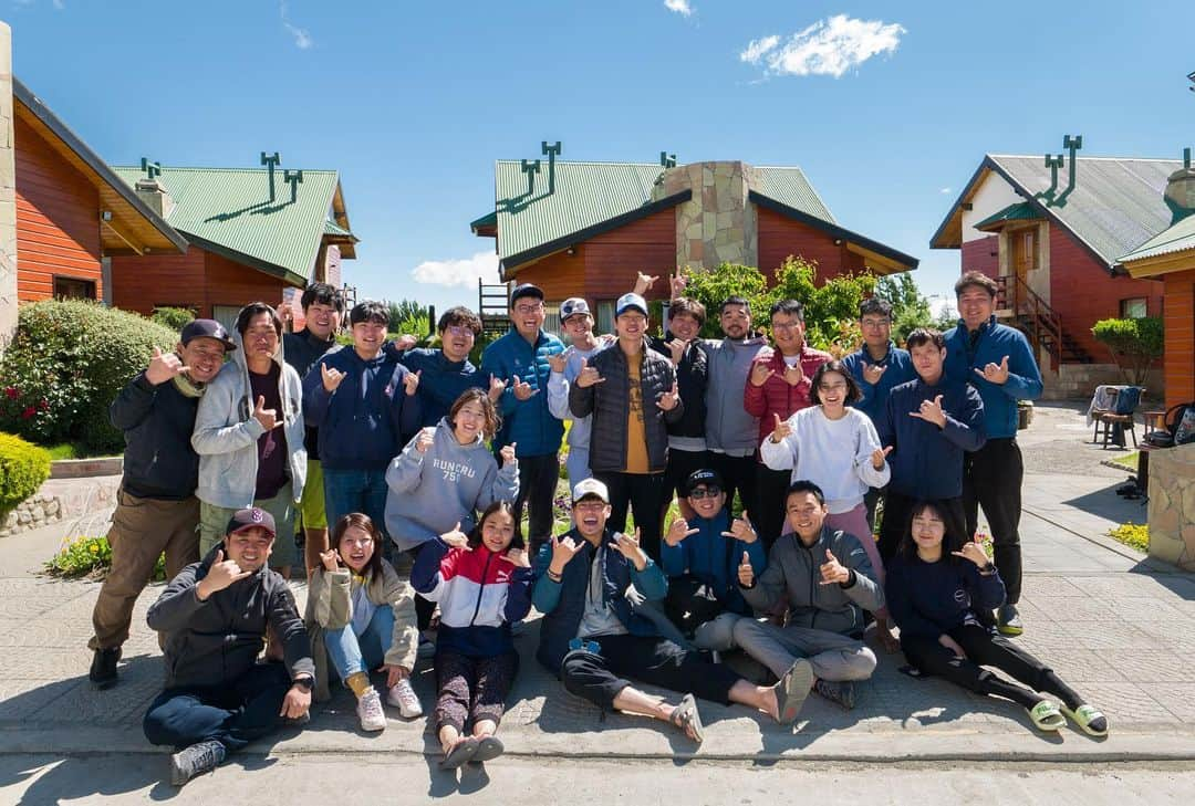 アン・ジェホンのインスタグラム：「멋있는 사람들 마음속에 고이고이 #트래블러#아르헨티나🇦🇷」