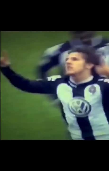 ステヴァン・ヨヴェティッチのインスタグラム：「@partizanbelgrade #17yearsold #FirstTeam #FKPartizan #Footbal #Memories」