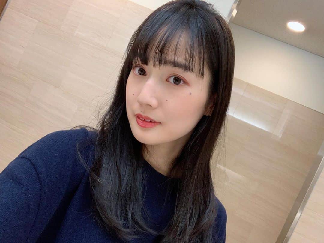 高嶋香帆のインスタグラム：「少し前の写真と、昨夜のご飯キーマカレー🍛🤤💓 . 玉ねぎひと玉、にんじん、ズッキーニ入れたよ！ 野菜多めだから一品だけで栄養取れる気がする！という面倒くさがりな発想😂💓 . 今日は何作ろうかなぁ〜？ 皆んなのご飯教えて下さい！ レシピも教えてくれると助かっちゃいます🥰！笑」