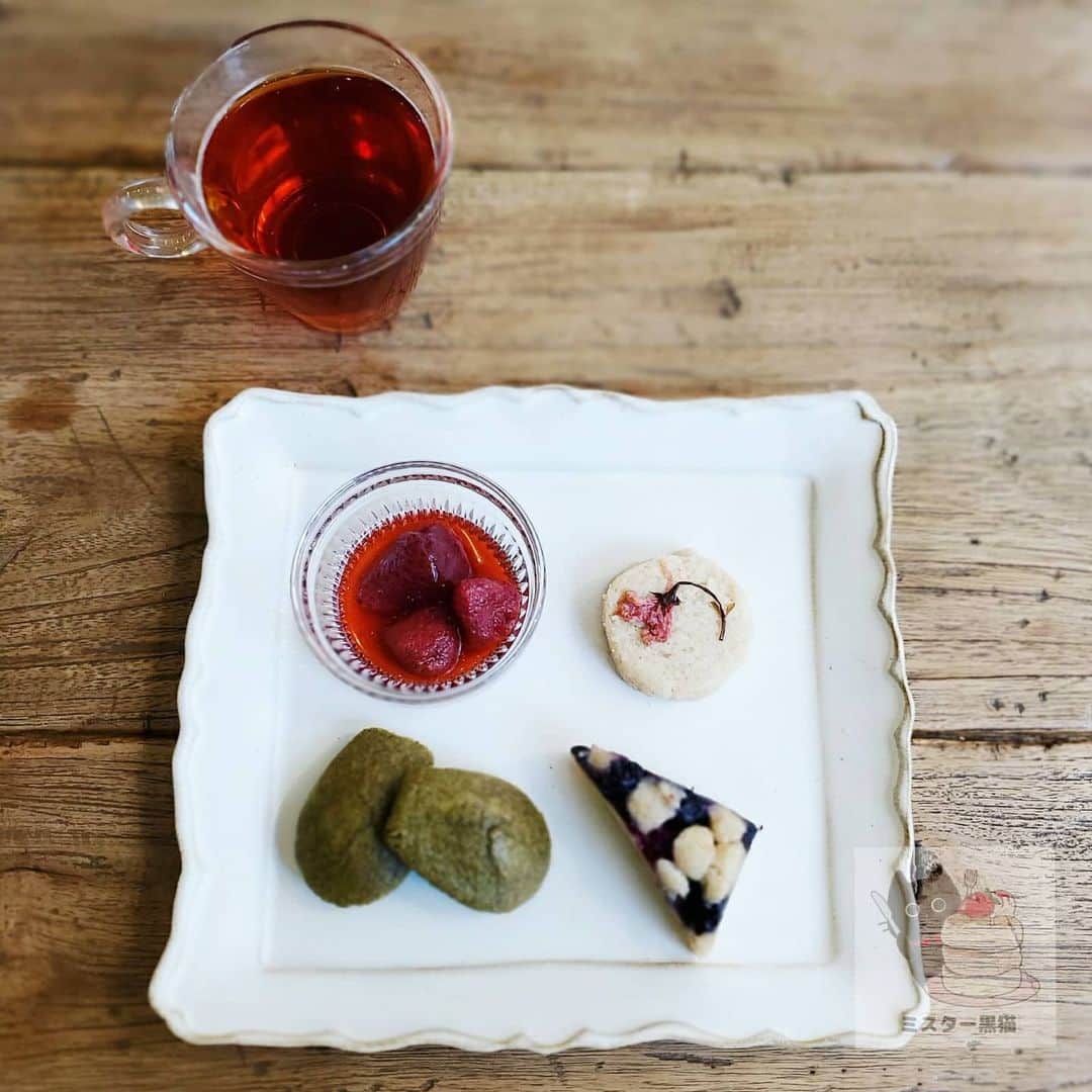 ミスター黒猫（黒猫仙人）のグルメインスタ