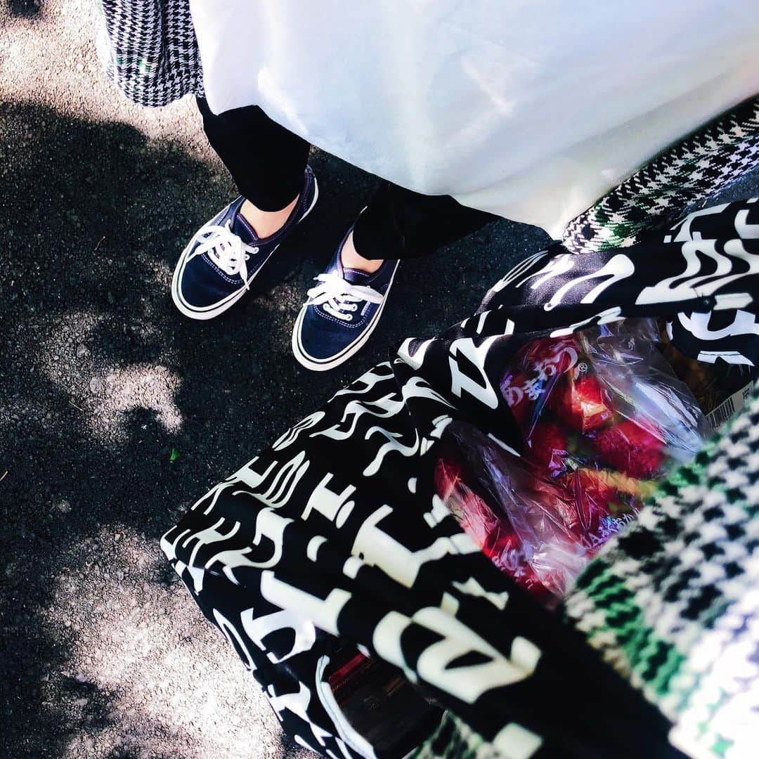 のインスタグラム：「🍓🍓🍓 明日は雨予報だし今日のうちに買い出し！ 天気良くて気持ち良かった〜」