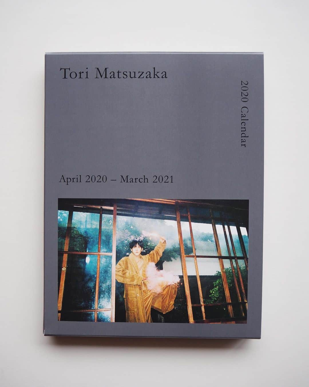 奥山由之さんのインスタグラム写真 - (奥山由之Instagram)「松坂桃李さんのデビュー10周年記念『2020年カレンダー 』を撮影しました。 ー I shot the 2020 calendar for Tori Matsuzaka. The calendar commemorates his 10th year anniversary from his debut.」4月19日 12時45分 - yoshiyukiokuyama