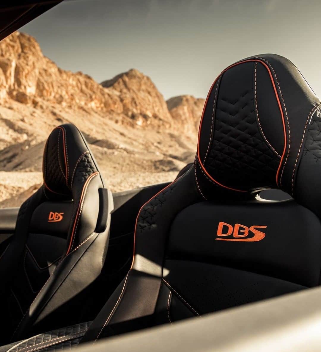 アストンマーチンさんのインスタグラム写真 - (アストンマーチンInstagram)「Any one DBS Superleggera may have up to 68,000 perforations in its leather seats.  #astonmartIN #DBS #BeautifulIsAbsolute」4月19日 18時00分 - astonmartin