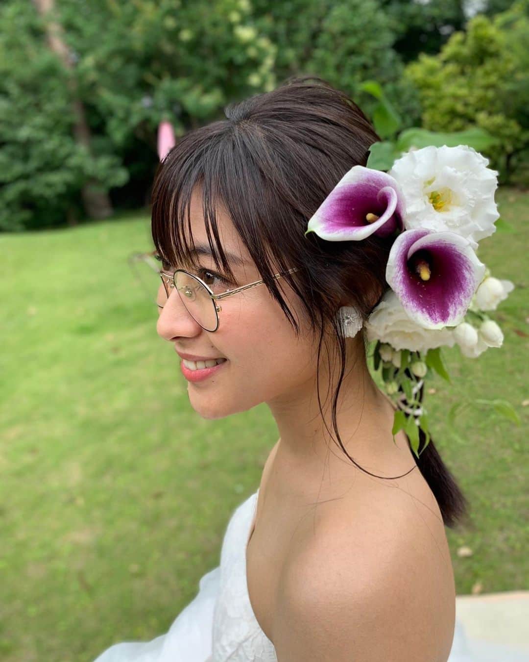瀧本美織のインスタグラム：「たくさんの方に観ていただけているようでとても嬉しいです、ありがとうございます☺️💓ノーカット完全版はFODで配信中となります！ #tver でも観れますのでぜひ✨ .  #ドラマ  #フジテレビ  #fod  #運命から始まる恋  #weddinghair  #withめがね」