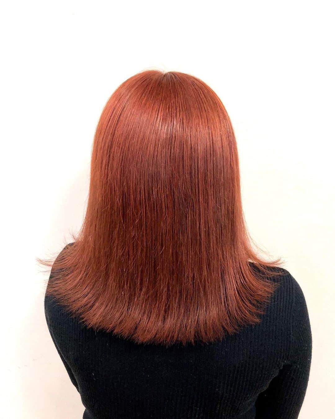 salon PRATiNO(サロンプラチノ)さんのインスタグラム写真 - (salon PRATiNO(サロンプラチノ)Instagram)「🥕🥕🥕 キャロットオレンジカラー🧡 ブリーチをせずにこの発色💯  #hairstyle #orangehair #cornrow #braids #clavispratino #spiralperm #pratino #hairsalon #nagoya #haircolor #japan  #派手髪 #オレンジカラー #バレイヤージュ #グラデーション #コーンロウ #ブレイズ  #スパイラルパーマ #特殊ヘア #オレンジヘア #イルミナカラースターダスト #美容室 #ヘアサロン #ヘアスタイル #ヘアカラー #クラビスプラチノ #名古屋 #栄 #錦」4月19日 19時07分 - clavis_pratino
