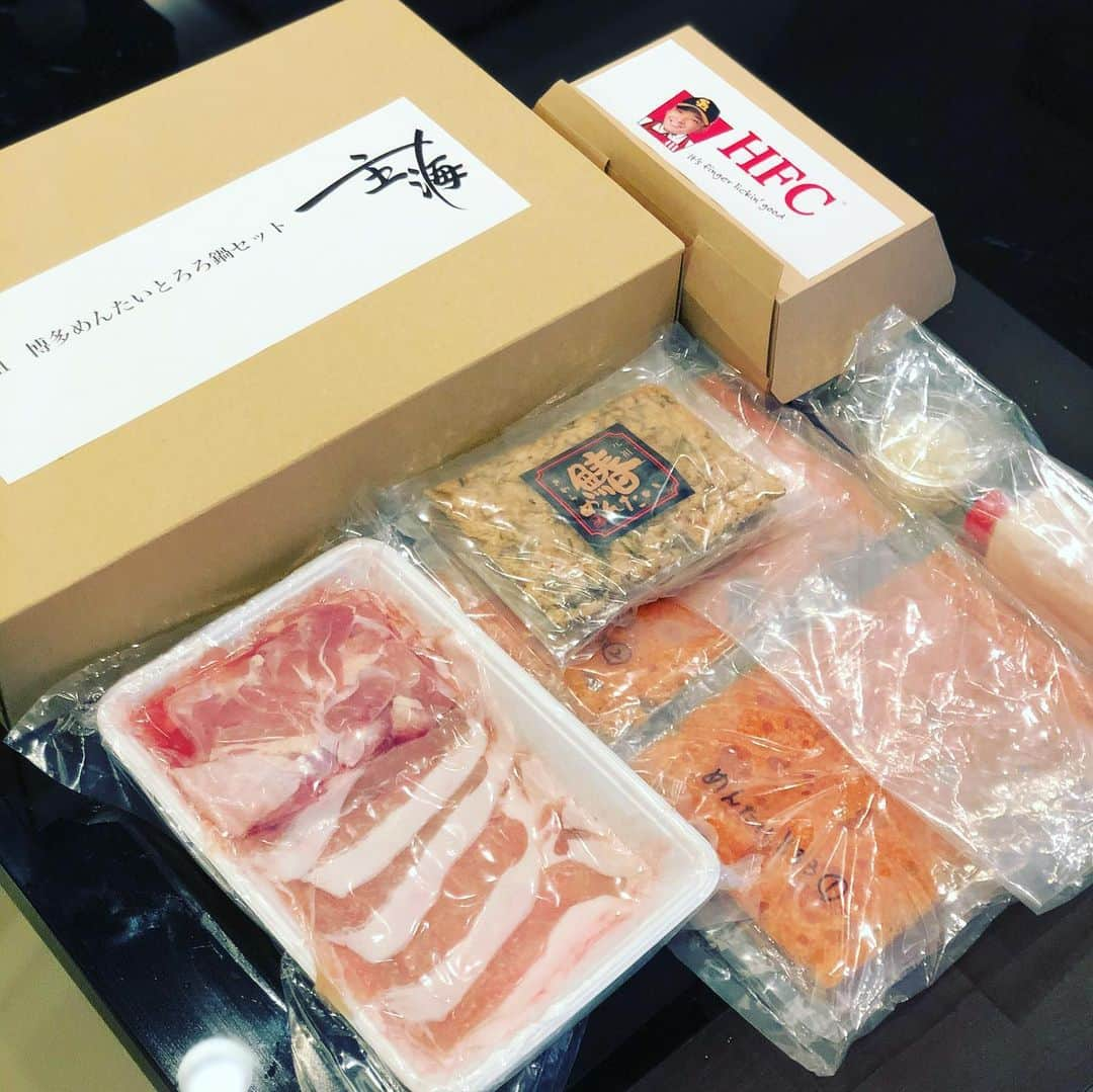 東浜巨さんのインスタグラム写真 - (東浜巨Instagram)「今日はずっと食べたかっためんたいとろろ鍋！ 美味い！  @skyharuyoshi.official  http://www.skyhakata.com  #コロナに負けるな #お取り寄せグルメ #めんたいとろろ鍋 #鰆めんたい #主海」4月19日 19時22分 - _nao.higashihama_16