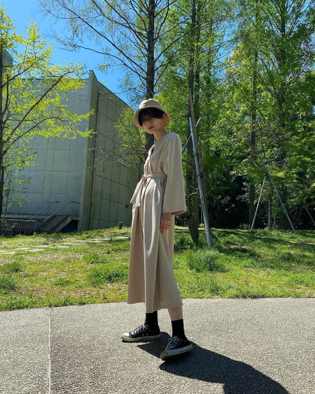 平山奈美さんのインスタグラム写真 平山奈美instagram 珍しくワンピース着た日 ショートヘア ハンサムショート 黒髪ショート 男の子ママ 新米ママ ママ 私服 ママコーデ ワンピース コンバース ファッション コーディネート Ootd Onepiece 4月19日