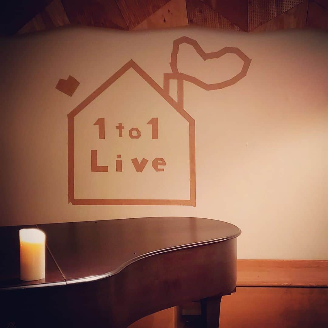 KOKIAのインスタグラム：「Next live streaming will be on 25th April next Saturday at 8pm JST. Please come to my YouTube channel ”KOKIA official”. #tokyo #japan #japon #kokia #photography #歌手 #コキア #insta #art #beautiful #picoftheday #follow #女性 #ソングライター #photooftheday #woman #jmusic #ボーカリスト #singer #songwriter #jpop #vocalist #voice #声 #ライブ #live #綺麗 #日本 #livestream」