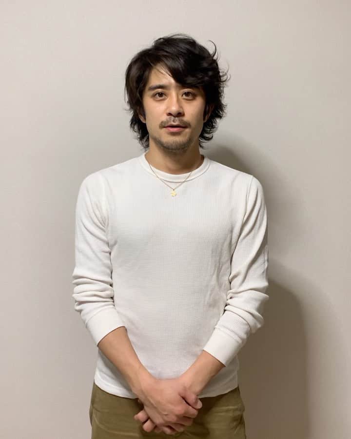斉藤祥太のインスタグラム：「慶太バトン受け取ったよ👍 この熱いバトンは自分で止めるわけには行かないバトンなので次も熱い男に回したいと思います🔥 みんなでコロナ倒すぞ🔥 @wataru.oceansrecord  ワタルよろしくー🔥 #熱男リレー  #silent  #熱男 #弟から兄へ #斉藤慶太#斉藤祥太」