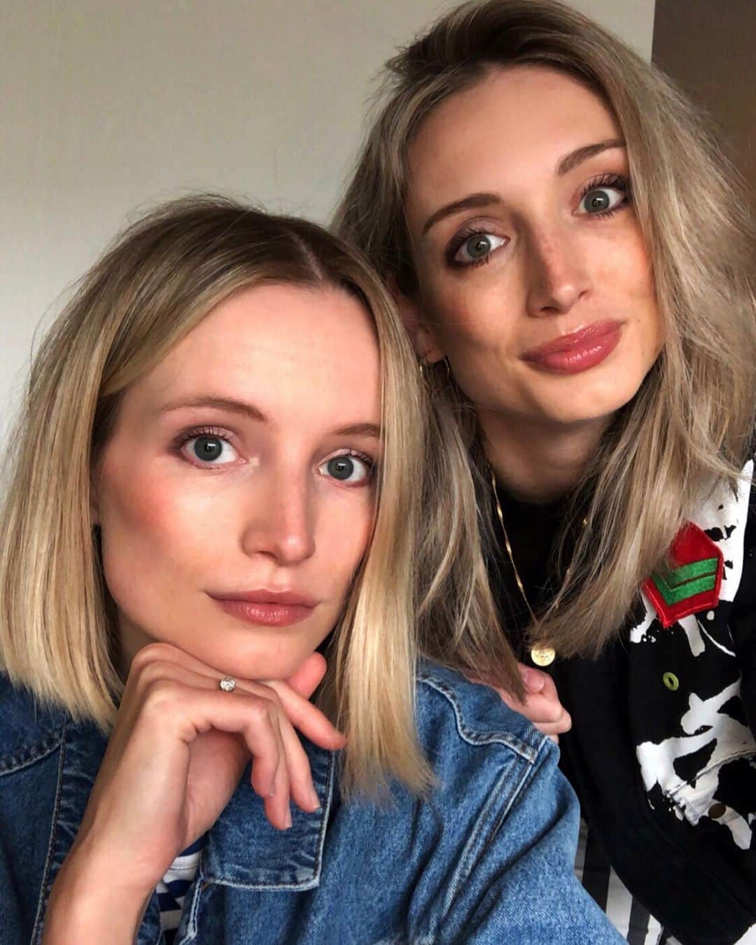 モード・ウェルゼンのインスタグラム：「Playing with make up @milouwelzen ❣️#makeupbyme」