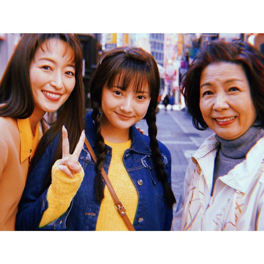 上野なつひのインスタグラム：「可愛い姪のアユとお母さんが東京に来てくれた！ これから楽しくなりそうです🥰 来週も…観てね！ by里美  #m愛すべき人がいて  #テレビ朝日 #amebatv で配信中 #毎週土曜日よる11時15分」