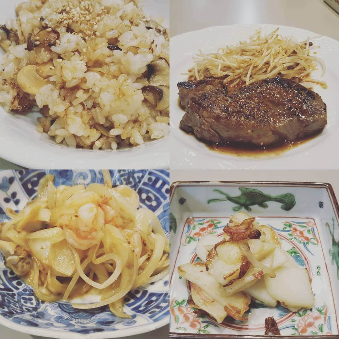 藤間勘十郎さんのインスタグラム写真 - (藤間勘十郎Instagram)「一人で鉄板焼きに行ったつもりで(笑)ステーキ食べました🎵冷凍しておいて良かった‼️ステーキにモヤシの付け合わせ、シーフードバター炒めにポテト🎵宗家風ガーリックライス🎵長男の御墨付(笑) 明日から週の頭🎵色々頑張ります‼️ #料理男子 #日本舞踊#宗家藤間流  #藤間勘十郎」4月19日 20時46分 - kanjurofujima