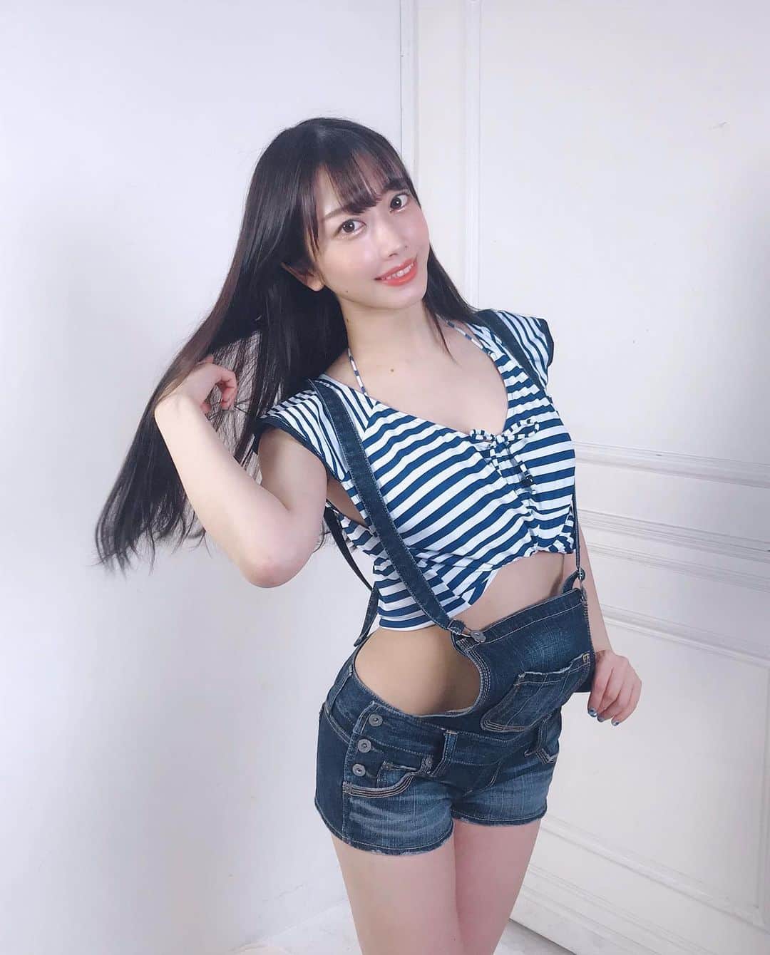 西井綾音のインスタグラム：「. インスタ投稿久々になっちゃった！！ 気付いたらツイッターばっかりみちゃう🤣 . . . . . . . . . . . . . . . #西井綾音 #グラビア #pacificfairies  #ふともも #コスプレ #コスプレイヤー #インスタグラビア #撮影会モデル  #レースクイーン #くびれ #supergt  #cosplay  #cosplaygirl #cosplayer  #idol #animecosplay #kawaii #kawaiigirl  #japanesegirl #model #anime  #lfl #likeforfollow #l4l #角色扮演  #动漫 #코스프레 #性感」