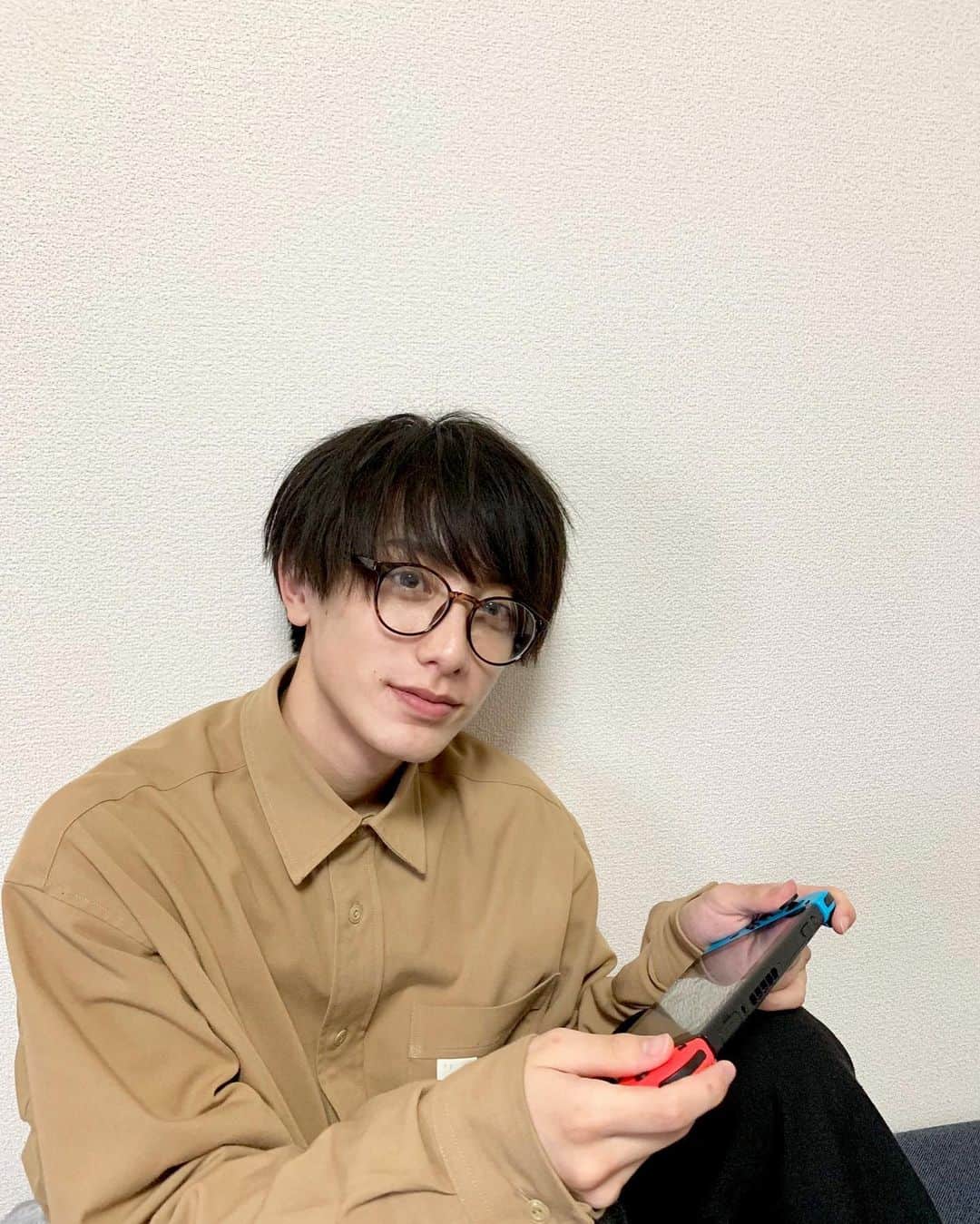 小西詠斗のインスタグラム：「めがね」