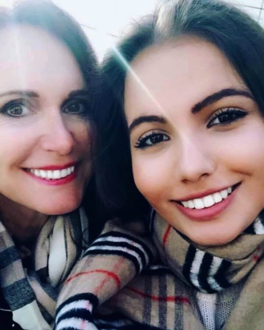 アマニ・ファンシーのインスタグラム：「isn’t she lovely, isn’t she wonderful 🎶 #mama」