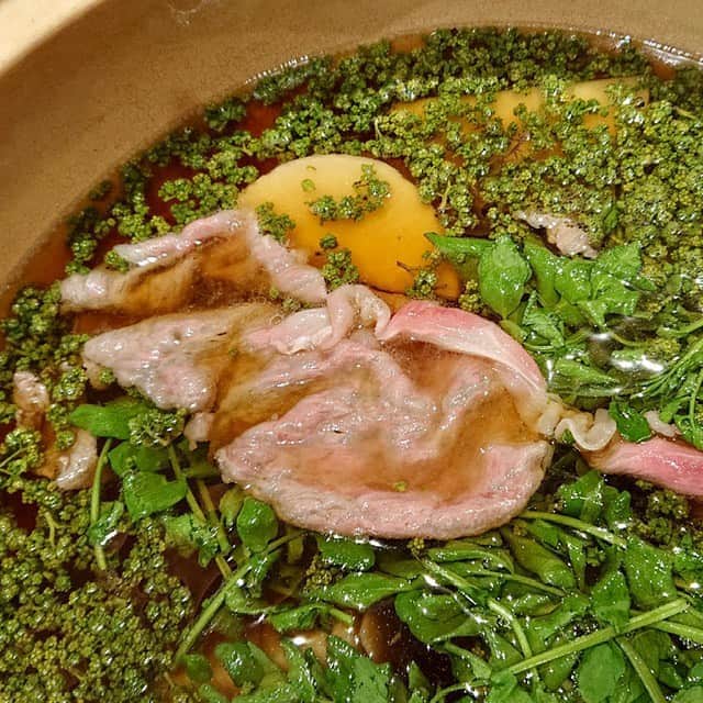 大地真央さんのインスタグラム写真 大地真央instagram 銀座ふじやまの爽煮 さわに をいただきました 竹の子と今の時期しかない花山椒を しゃぶしゃぶしたお肉と一緒にいただく 最高 白菜とお豆腐も入れて 最後は雑炊 御馳走様でしたー 銀座ふじや