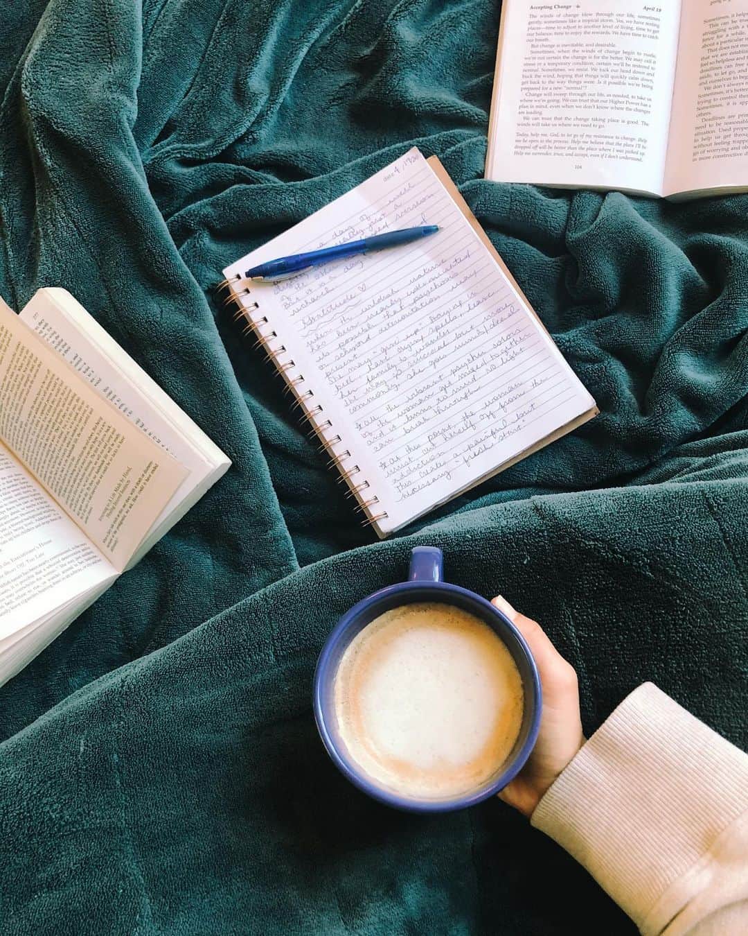 Nicole Mejiaさんのインスタグラム写真 - (Nicole MejiaInstagram)「Morning ritual • ☕️📚📝 Today’s focus in “The Language of Letting Go” was: ACCEPTING CHANGE. (Flip to photo 2 read)  There’s a bit about “finding a new normal” that was just WAY TOO fitting for what we’re all experiencing.  The last two pages are from “Women Who Run With The Wolves”, a book that I put down after COVID hit and my dreams of running wild this year were put on pause, but I have recently picked it back up again. Finding all sorts of relevant and soul stirring wisdom bites in it. 🐺  I recommend this book to any woman who is experiencing a soul awakening or who feels like the life she’s currently in no longer fits. It’s a call to reconnect with the wild instinct that many of us lose because of familial and/or societal conditioning, being in relationships or jobs that stifle our creativity and personal desires, or in chasing an ideal for success and happiness that is not our own.  At a certain point we wake up. We finally hear the call within. And when we do, we are slightly bewildered at how the life we lead doesn’t feel true to the life within.  The book’s lessons are laid out through stories gathered from all over the world. The tales are then unpacked by Dr. Clarissa Pinkola Estés, a Jungian psychoanalyst who draws deep connections in a poetic manner.  It’s not a quick read. It’s a soulful one. One that calls for frequent pause and reflection on how these themes present in your own life.  The book opens with: “We are all filled with a longing for the wild. There are few culturally sanctioned antidotes for this yearning. We were taught to feel shame for such a desire. We grew our hair out and use it to hide our feelings. But the shadow of the Wild Woman still lurks begins us during our days and in our nights. No matter where we are, the shadow the trots behind us is definitely four-footed.” 🐾  Woof.🌕」4月20日 0時27分 - nicole_mejia