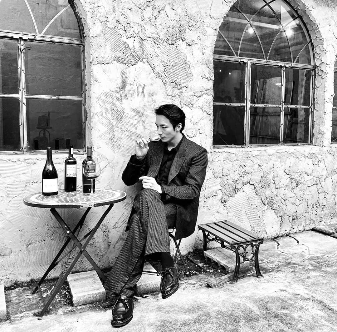 大貫勇輔さんのインスタグラム写真 - (大貫勇輔Instagram)「家飲みしてますか？🍷 #stayhome」4月20日 1時01分 - yusukeonuki_official