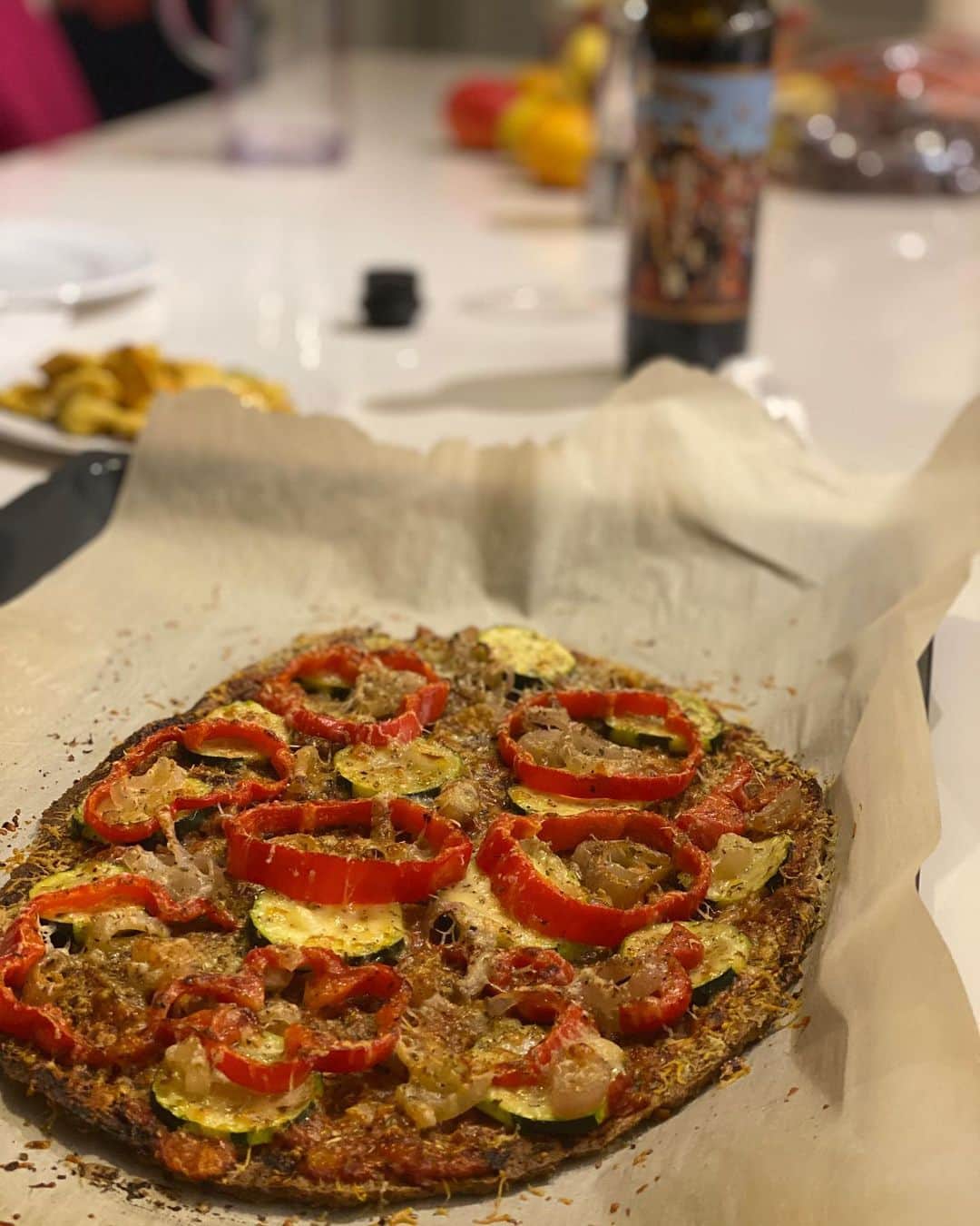 ボージャン・クルキッチさんのインスタグラム写真 - (ボージャン・クルキッチInstagram)「Seguimos disfrutando del placer de cuidarnos.  Hoy, pizza con masa de quinoa. 🤤🍕// Continuing to enjoy the pleasure of looking after myself. Today it's pizza with a quinoa base. 🤤🍕 @thermomixespana @cocinillastm5」4月20日 4時53分 - bokrkic