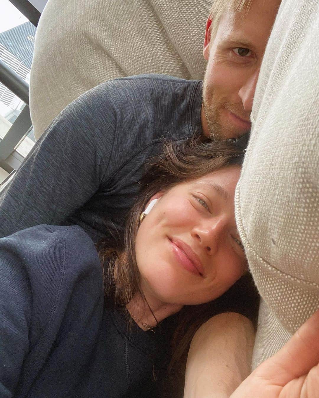 エミリー・DiDonatoのインスタグラム：「He was trying to nap so naturally, I started taking photos and asking him how his quarantine was going. 😂」