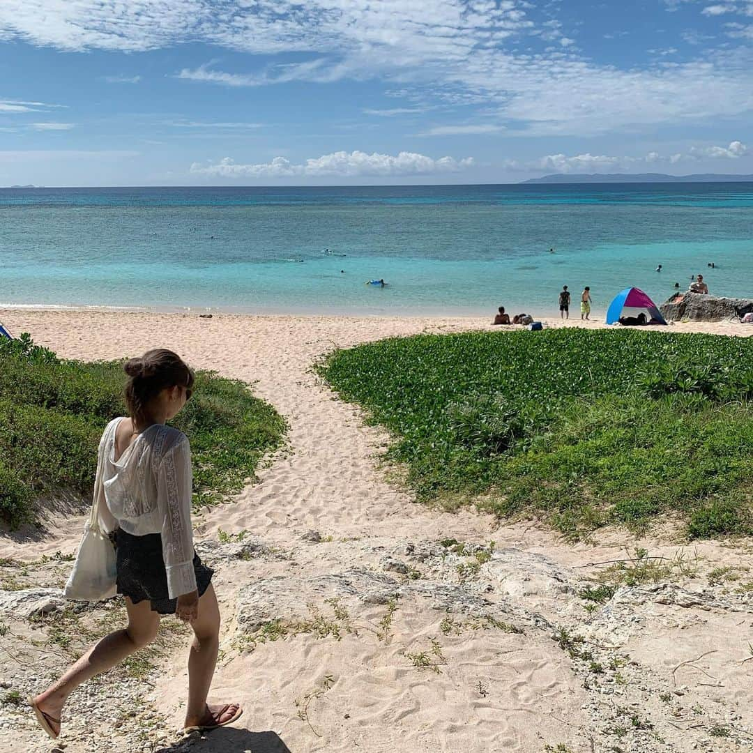 高田茉実さんのインスタグラム写真 - (高田茉実Instagram)「毎年行ってる石垣島も 今年はいけないかなぁ😭 3年前から去年までの 石垣島写真🤳 いちばんさいごのは いろいろやばい🧏🏼 また行ける日がきますように。。」4月20日 20時02分 - __mamico