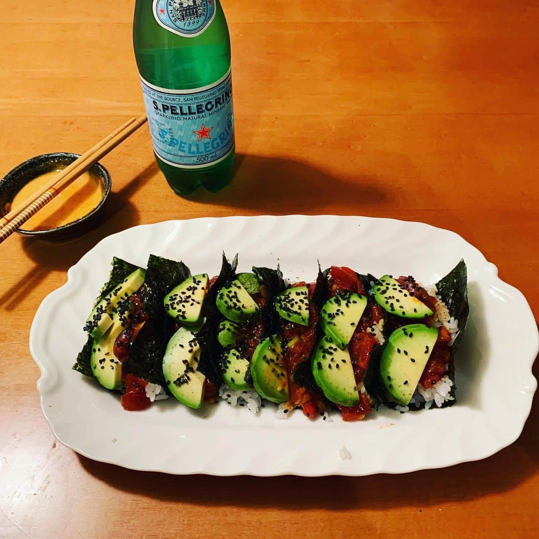 ニック・マルティネスのインスタグラム：「Spicy Tuna!」