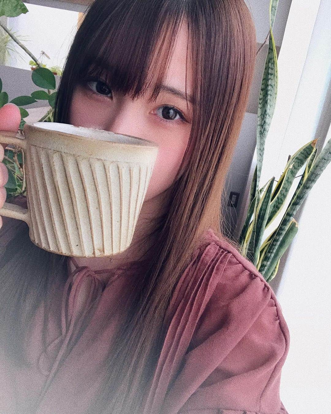 脳てさんのインスタグラム写真 - (脳てInstagram)「ウィンナーコーヒーなんでウィンナー」4月20日 20時38分 - teinou74