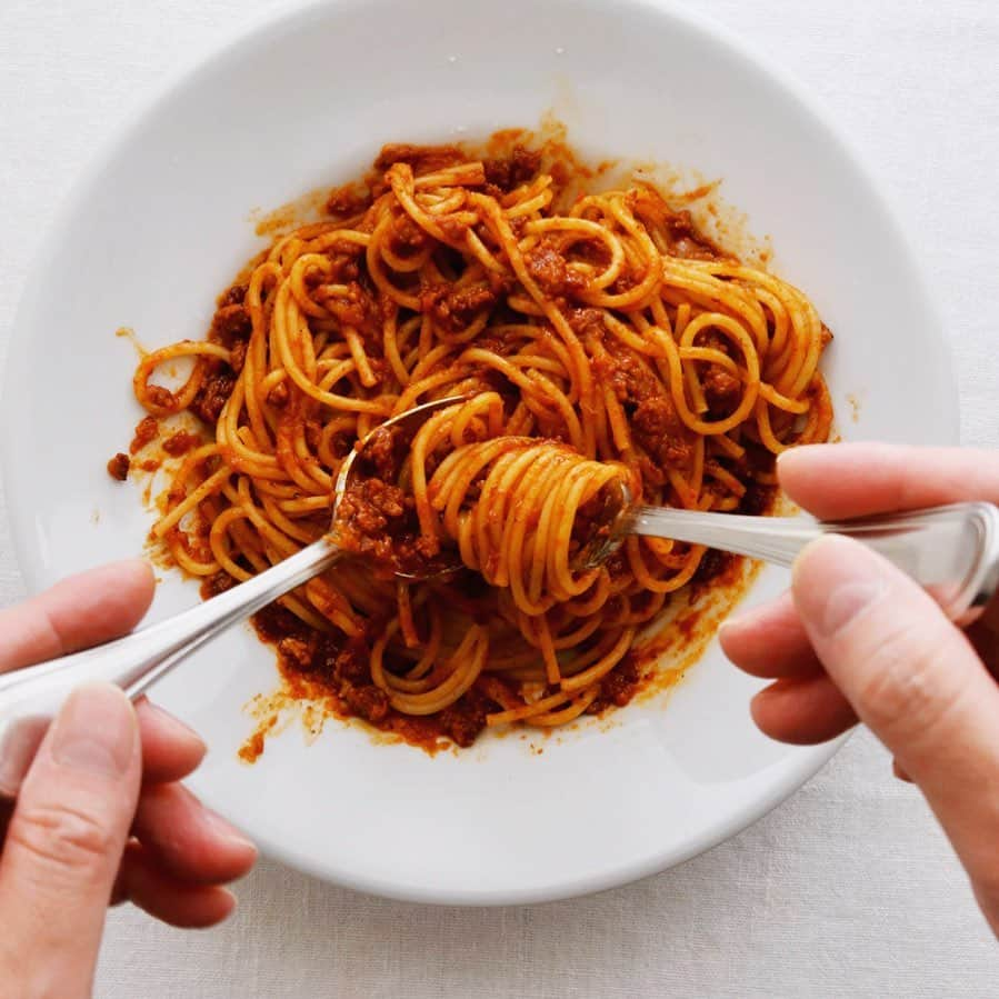 樋口正樹さんのインスタグラム写真 - (樋口正樹Instagram)「Bolognese . 夕食のパスタ。 ミートソース よく混ぜの絵。 . . #パスタ #ミートソース #まぜまぜ #バリラ #bolognese #ragubolognese #bolognafood #topitalianfood #italyfood #italianfood #pastamania #pastalover #lovepasta #pastaitaliana」4月20日 20時45分 - higuccini