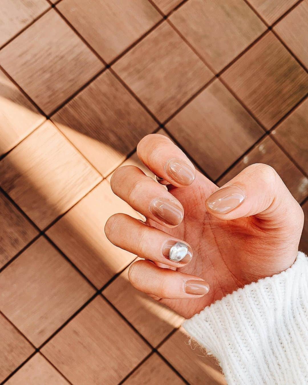 小西翼さんのインスタグラム写真 - (小西翼Instagram)「. 結構前の、、、🥺 お気に入りのnail💅💕 . #nail#is #普通の日#戻ってこい」4月20日 20時48分 - tucha_k