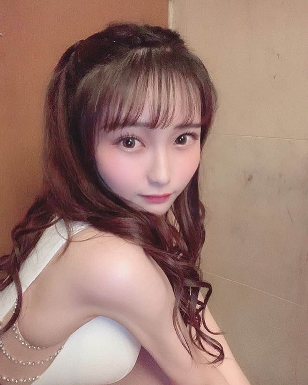 神出鬼没の【キャバ図鑑】さんのインスタグラム写真 - (神出鬼没の【キャバ図鑑】Instagram)「【ゆるいけどしっかり者💓】 ㅤㅤㅤㅤㅤ This is Japanese night culture🇯🇵💫 Introducing Japanese famous hostess👗 Plz "follow me" , "like" and "Share" 💋 ㅤㅤㅤㅤㅤ 全国各地の夜の世界🦋で活躍されている、美を極めた名実共にトップクラスの美女をご紹介するアカウント 【💋キャバ図鑑💋】< @cabazukan >です✨ ㅤㅤㅤㅤㅤ ✳︎────────────────✳︎ 今回ご紹介させて頂きますのは 東京(Tokyo) 歌舞伎町(Kabuki-cho) の 「アジアンクラブ 」在籍の * 夢咲 ねね * ちゃん @yumesaki___nene です😍✨ ✳︎────────────────✳︎ ⚠️アカウント内の 他のキャスト様もココから< @cabazukan >見てね👗✨⚠️ ㅤㅤㅤㅤㅤ こちら、歌舞伎町「 @azianclub 」さん🕋から、飾らないナチュラルなスタイル🌱が好感持てるキャスト様💓ねねちゃんの一枚📸✨ ↪︎ @yumesaki___nene  ㅤㅤㅤㅤㅤㅤㅤ 明るくてノリも良く、初対面からでも仲良くなれるフレンドリーなタイプの女の子☺️💓 自粛中は、インスタライブをしたりゲームしたり、親友と同居してるから割退屈せずに過ごせてるとか😘✨ ↪︎ @yumesaki___nene  ㅤㅤㅤㅤㅤ 自粛要請が解除されたら、とりあえず黒5(@kuro5_yakiniku )とディズニーに行きたいねねちゃん😭💕 また状況が落ち着きましたら、是非足を運ばれてみて下さい💋✨ ↪︎ @yumesaki___nene  ㅤㅤㅤㅤㅤㅤㅤㅤㅤㅤ ⚠️アカウント内の 他のキャスト様もココから< @cabazukan >見てね👗✨⚠️ ※インスタ以外の方はコチラ↓ https://www.instagram.com/cabazukan/ ㅤㅤㅤㅤㅤ ◤◢◤◢◤◢◤◢◤◢◤◢◤◢◤◢◤◢◤◢ リポスト希望のキャスト様、 フォロー&タグ付け🏷 < @cabazukan > して頂けると気付きやすいので 宜しくお願い致します！ ◤◢◤◢◤◢◤◢◤◢◤◢◤◢◤◢◤◢◤◢ ──────────────── ©︎produced by @terry0404ht  # ぶっ飛びテリー会長  フォローしてもらえると更新頑張れます🚀 ──────────────── ㅤㅤㅤㅤㅤ ㅤㅤㅤㅤㅤ ㅤㅤㅤㅤㅤ ㅤㅤㅤㅤㅤ 【# キャバ図鑑, # 推し嬢 】 # 指名するならキャバ図鑑  #新宿グルメ #新宿カフェ  #新宿ランチ  #歌舞伎町キャバクラ #自粛生活  #新宿ディナー #歌舞伎町キャバ嬢  #ライバー #イチナナ  #唯美 #妹子  #正妹 #女孩  ㅤㅤㅤㅤㅤ #ポコチャ  #どう森 #どうぶつの森  #在宅ワーク #副業紹介してます  #副業初心者 #副業で稼ぐ  #副業はじめました #在宅勤務  #instalove #instamood  #coronavirus #coronavirusitaly  #coronavirusespaña  #moetchandon #veuveclicquot  #champagnelover  ㅤㅤㅤㅤㅤㅤㅤㅤㅤㅤ ──────────────── ©︎produced by @terry0404ht  # ぶっ飛びテリー会長  フォローしてもらえると更新頑張れます🚀 ──────────────── ㅤㅤㅤㅤㅤ ㅤㅤㅤㅤㅤ ㅤㅤㅤㅤㅤ」4月20日 20時59分 - cabazukan