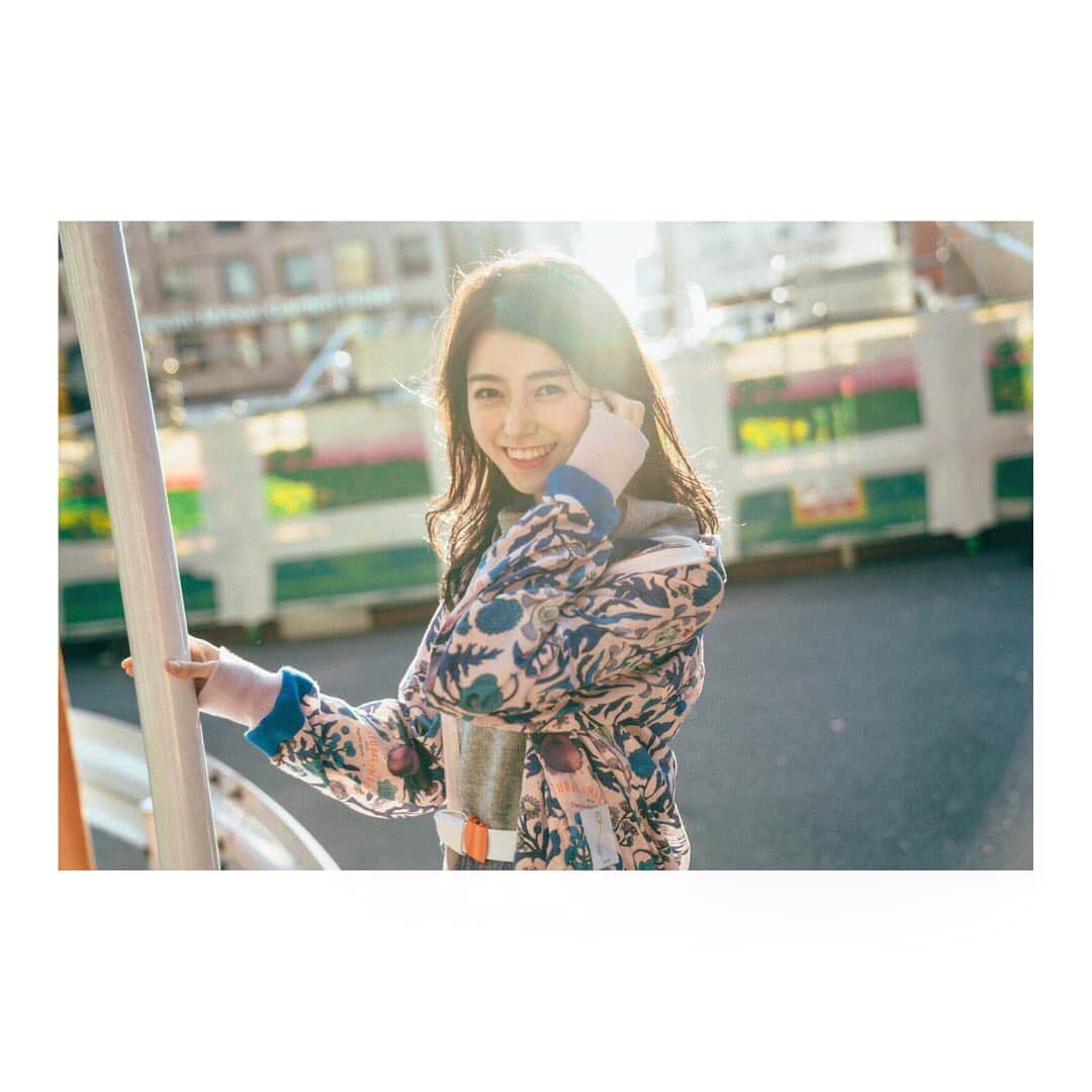 新保里歩さんのインスタグラム写真 - (新保里歩Instagram)「久しぶりの投稿になってしまいました🥺 ごめんなさい。。(写真はちょっと前のだけど)  おうち時間🏠有意義に過ごしたくて何か今しかできないことを始めたいなとか思ったり。。 皆さんとお話しもしたいので😳今度インスタライブもやってみようかと考えてます☺︎」4月20日 21時25分 - riho_shinbo0714